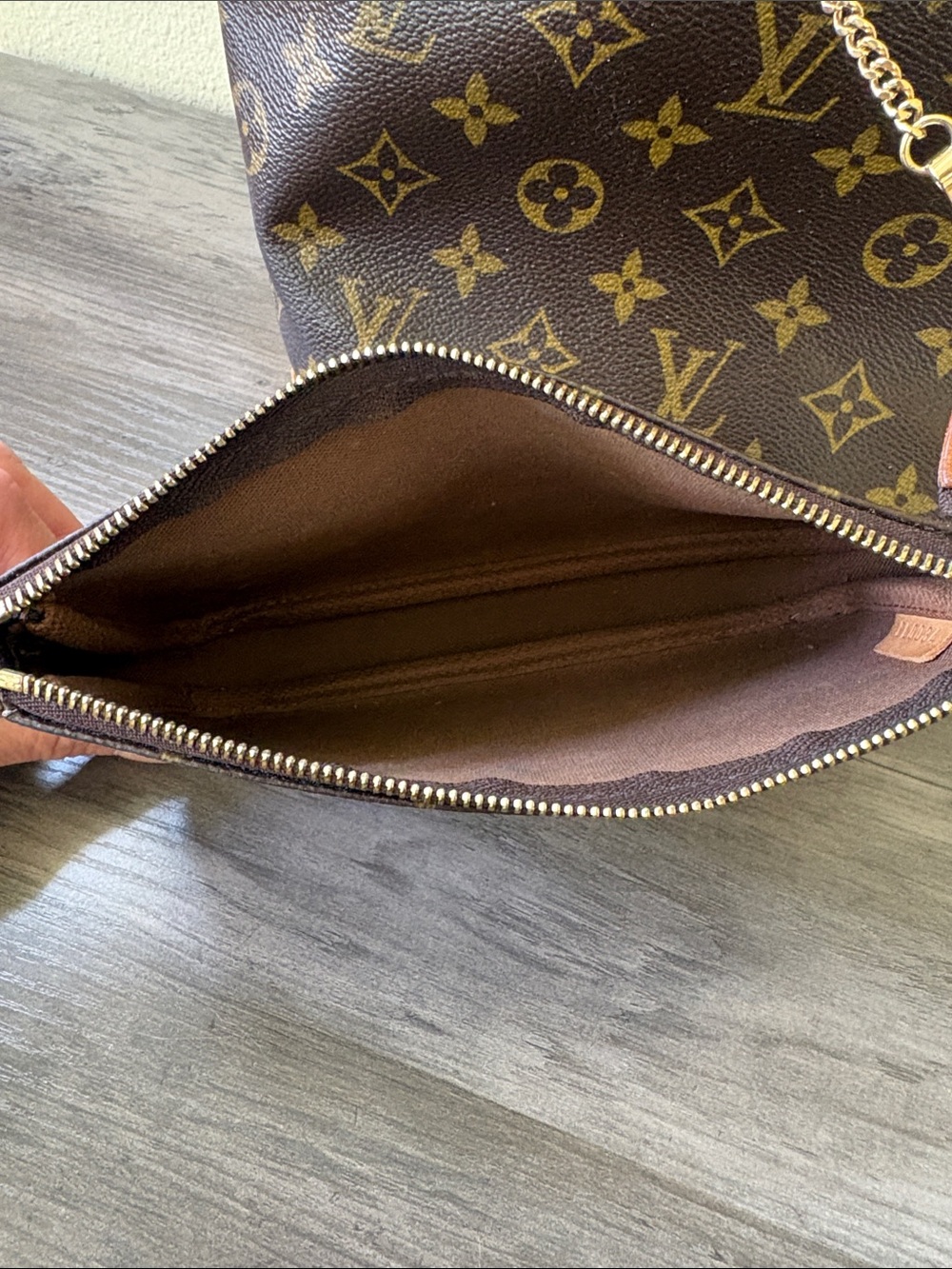 Authentic Vintage Louis Vuitton Petit Monogram Bucket PM Leather Brown Tote Bag - Picture 7 of 17